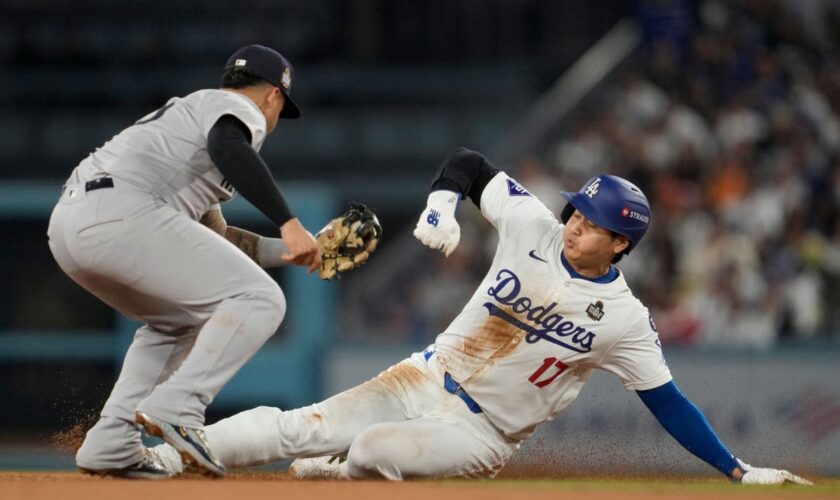 Shohei Ohtani injured as Los Angeles Dodgers stretch World Series lead