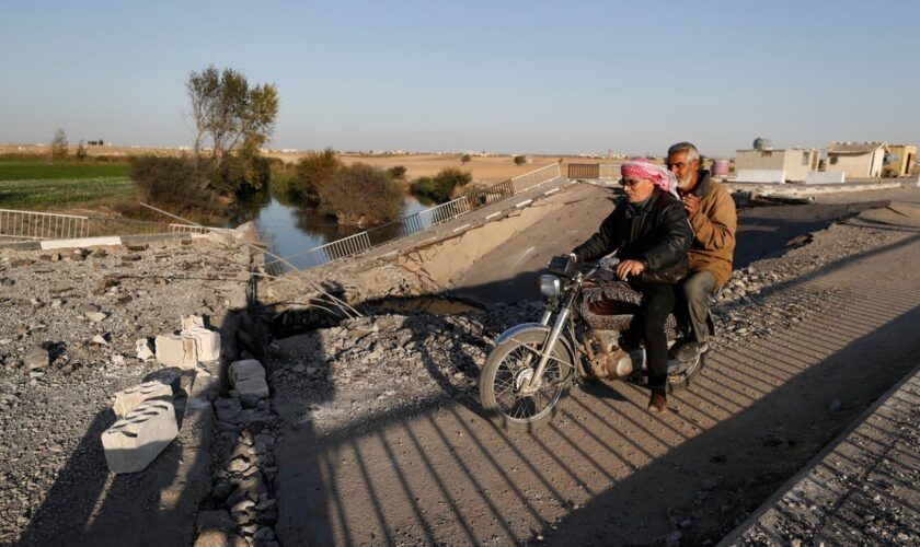 Destruction of Lebanon-Syria border crossings in Israeli airstrikes creates difficulties