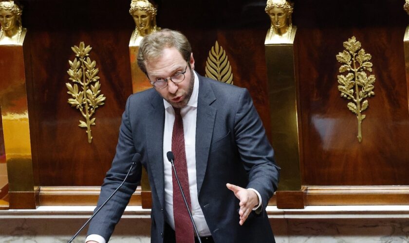 Le ministre de l'Economie Antoine Armand lors d'une séance de débat sur la première partie du projet de loi de finances 2025 à l'Assemblée nationale, le 21 octobre 2024 à Paris