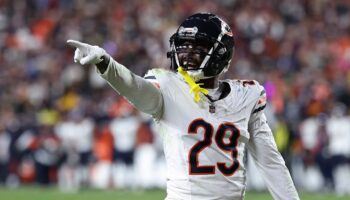 Bears' Tyrique Stevenson taunts Commanders fans before Jayden Daniels' miracle touchdown