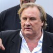 Procès de Gérard Depardieu : "il est extrêmement affecté", l'audience renvoyée en mars