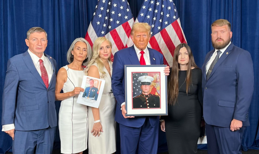 Trump, Vance meet with family of Marine veteran killed off Mexican highway by suspected cartel members