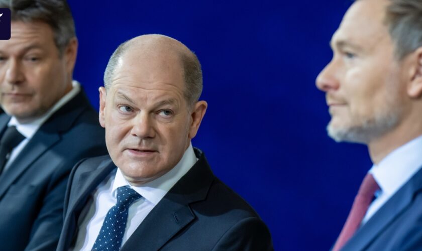 Scholz will „wegkommen von den Theaterbühnen“