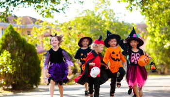 Les parents l'ignorent, de très nombreux déguisements d'Halloween achetés en ligne sont dangereux