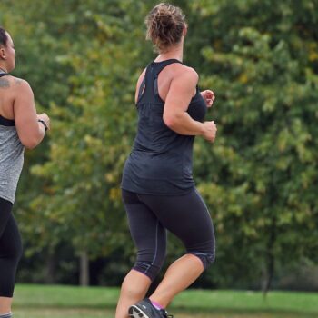 File photo dated 22/08/18 of people jogging through Hyde Park in London. Exercising between 7am and 9am may be the key to weight management, new research suggests. Although evidence regarding the optimal timing of physical activity has been controversial, a new study has found the start of the day appears to be the best time to enhance the link between daily moderate to vigorous physical activity and obesity. Issue date: Tuesday September 19, 2023.