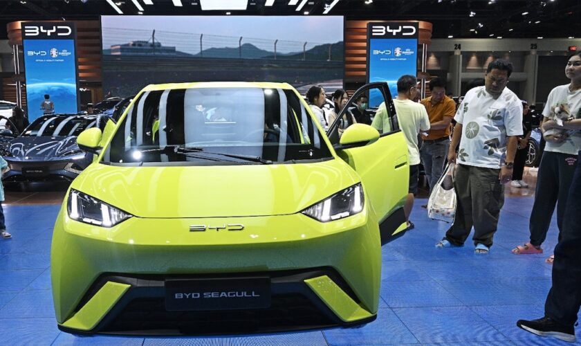 Le géant chinois des voitures électriques BYD va investir un milliard de dollars pour une usine en Turquie, avec une capacité de production de 150.000 voitures par an