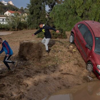 Les inondations en Espagne font des dizaines de morts, un effroyable bilan encore provisoire