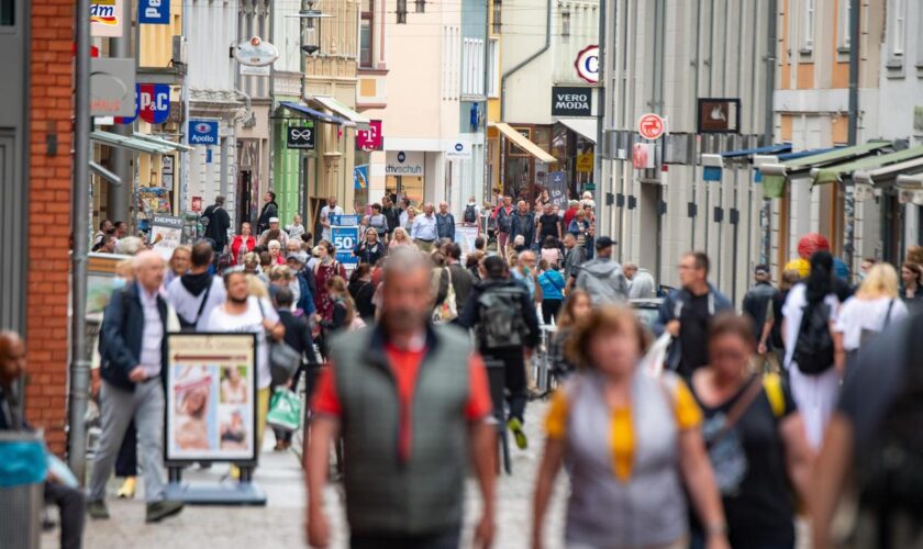 Teuerung: Inflationsrate steigt deutlich auf zwei Prozent