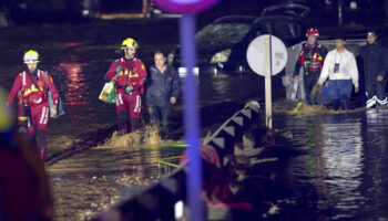 L’Espagne en proie à de violentes inondations, 62 morts selon un bilan provisoire