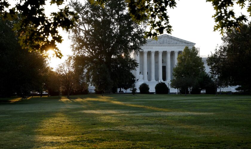 Supreme Court temporarily halts lower court ruling ordering 1,600 voters back on Virginia voter rolls