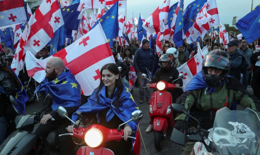 EU-Beitrittskandidaten: EU-Kommission schließt Beitrittsgespräche mit Georgien vorläufig aus