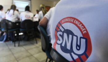 Des jeunes volontaires pour le SNU le 24 juin 2019 sur la base aérienne Luxeuil-Saint Sauveur, dans l'est de la France, le 24 juin 2019