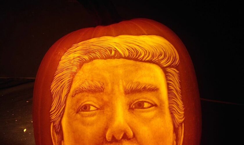 Pumpkin carver who brings ‘terrifying people’ to life earns thousands through side hustle