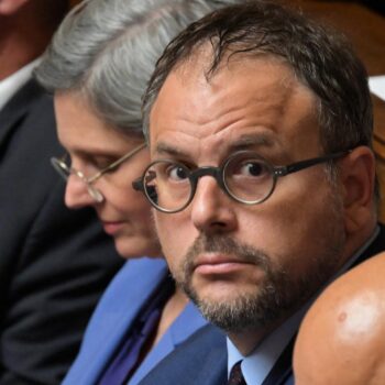 Assemblée nationale : Aurélien Rousseau se trompe et vote avec le RN l’abrogation de la réforme des retraites