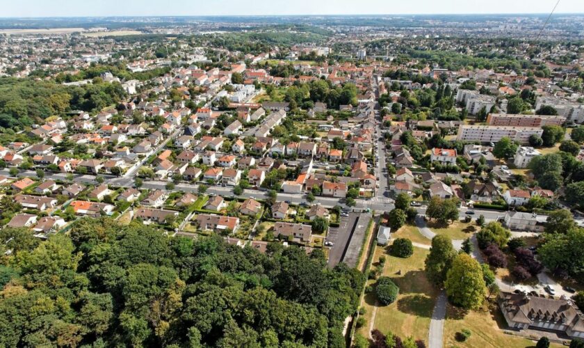 À Montfermeil, des habitants dénoncent la hausse « totalement injustifiée » de la taxe foncière