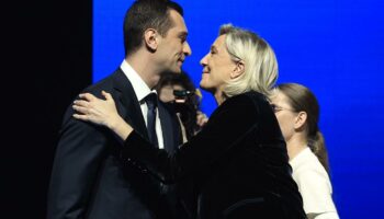 À Nice, Marine Le Pen et Jordan Bardella ressassent les législatives perdues