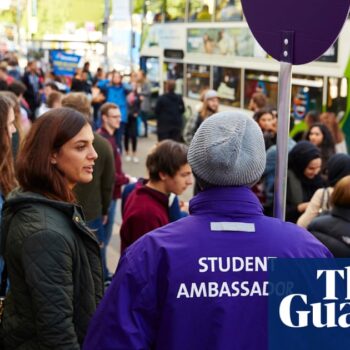 Alarm at first fall in disadvantaged students in England reaching university