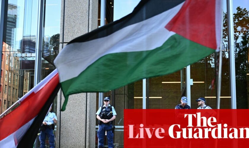 Australia news live: pro-Palestine protesters plan vigil on Monday as NSW force vows ‘high visibility’ policing of Sunday rally