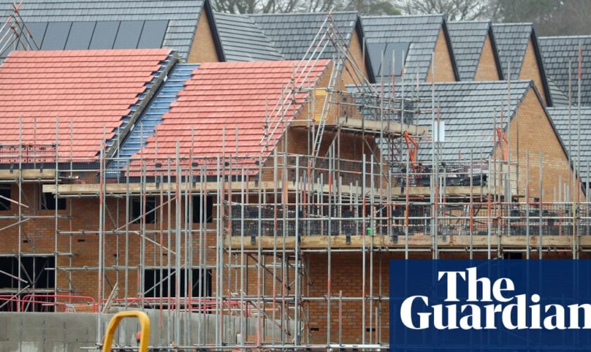 Barratt’s £2.5bn takeover of Redrow given go-ahead by UK regulator