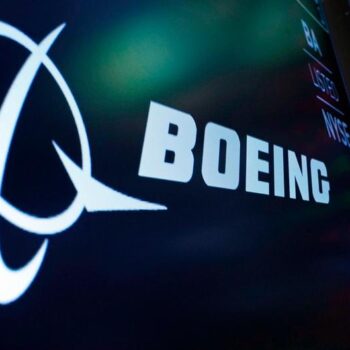 Boeing to lay off 10% of staff, delay first 777X delivery