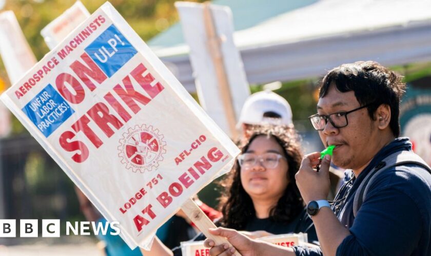 Boeing withdraws 30% pay rise offer to striking staff