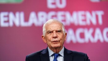 Borrell lamenta que Georgia se esté alejando "de los valores de la UE" y Bruselas apunta a Putin: "Los vuelos desde o hacia Rusia aumentan significativamente"