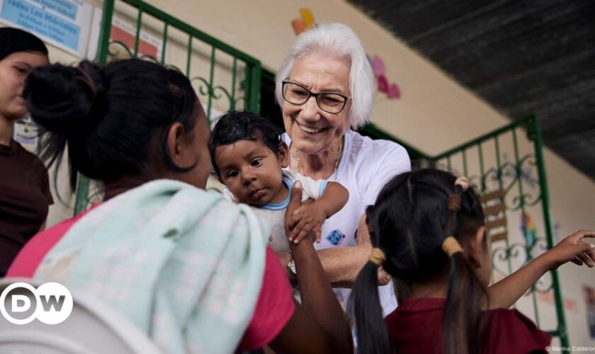 Brazilian nun wins UN refugee prize