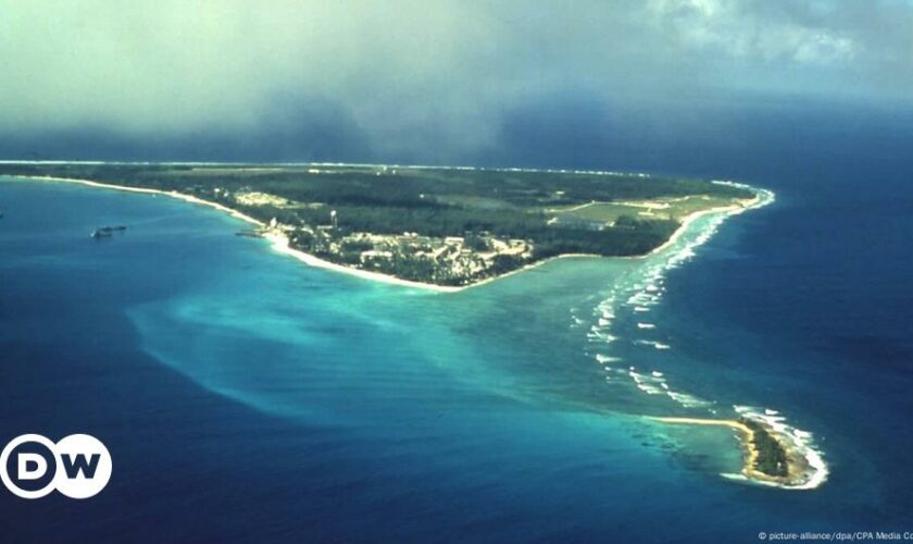 Britain to hand sovereignty of Chagos Islands to Mauritius