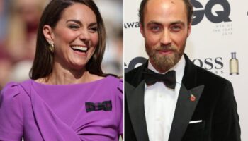 Prinzessin Kate während ihres umjubelten Auftritts in Wimbledon, daneben ihr Bruder James Middleton auf einer Aufnahme von 201