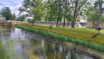 Buscan la cabeza de un hombre en el río Piles de Gijón