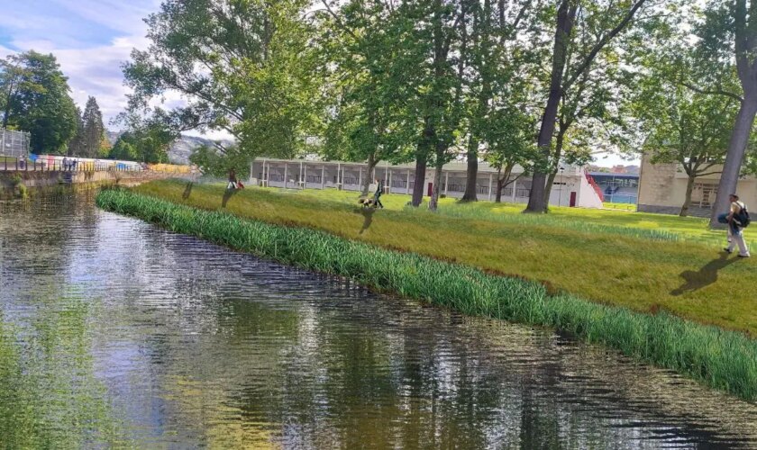 Buscan la cabeza de un hombre en el río Piles de Gijón