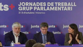 Carles Puigdemont deja a Cataluña sin jefe de la oposición por primera vez en 20 años