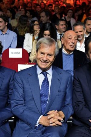 Comment Vincent Bolloré réorganise son empire sans lâcher une once de pouvoir