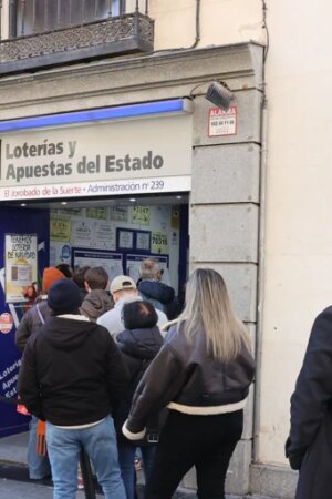 Condenan a un matrimonio valenciano a devolver once millones de euros de un premio de la Lotería Nacional