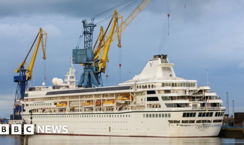 Cruise ship to return to Belfast hours after leaving