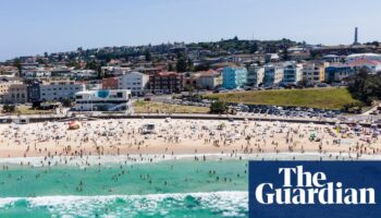 Crumbl Cookies to open in Australia after viral unofficial pop-up at Bondi Beach turned stale