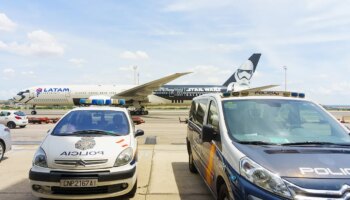 Cuatro marroquíes se fugan del aeropuerto de Barajas eludiendo la custodia de la Policía mientras esperaban en la sala de solicitantes de asilo