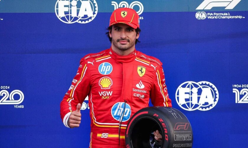 Dominio absoluto de Carlos Sainz, que gana en México