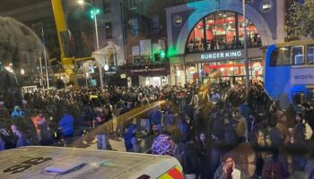 Dublin in chaos as hundreds flock to city centre for Halloween parade that doesn't exist