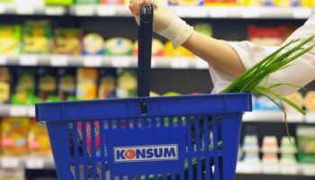 Konsum Dresden soll von Edeka als Hauptlieferant mit Lebensmitteln und weiteren Waren beliefert werden. Foto: picture alliance /