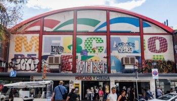 El Mercado de la Cebada, 150 años como 'plaza mayor' de La Latina