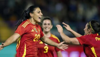 España salva un empate 'in extremis' ante Canadá gracias al dulce debut de Martín-Prieto