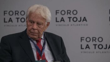 Felipe González, tras el desplante de Sánchez: «¿El Gobierno más progresista? Es una ofensa a la razón»