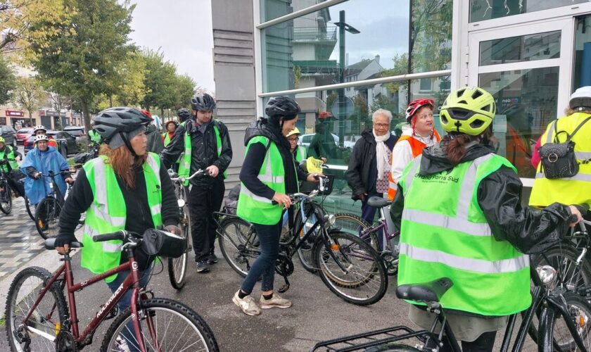 Grand Paris Sud : en apprenant à faire du vélo, ces femmes se remettent en selle dans leur vie