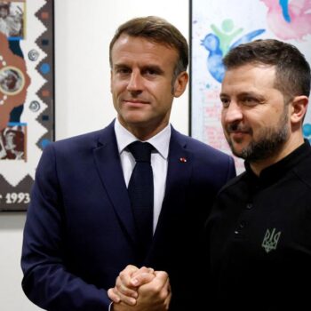 Guerre en Ukraine : Volodymyr Zelensky reçu jeudi à Paris par Emmanuel Macron