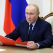 Hackers ucranianos 'felicitan' a Putin su cumpleaños saboteando los principales canales rusos