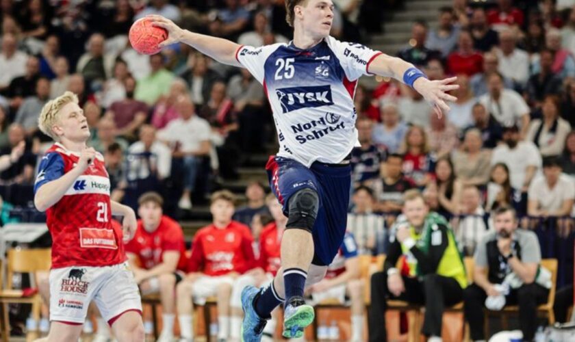 Lukas Jörgensen und die SG Flensburg-Handewitt sind erfolgreich in die Gruppenphase der European League gestartet. Foto: Frank M