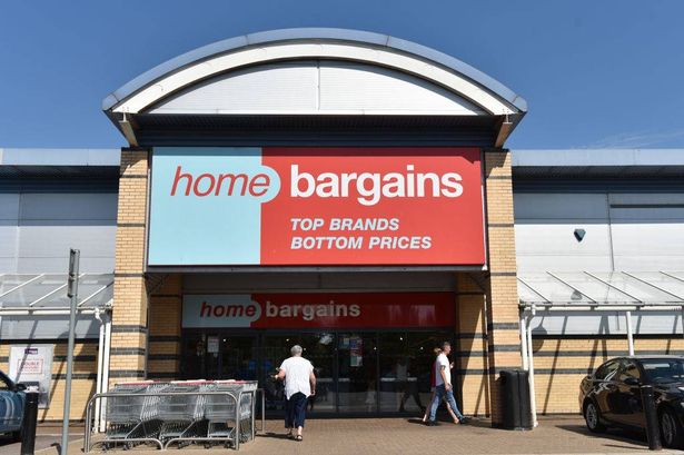 Home Bargains' 'next level' Christmas decorations 'look expensive'