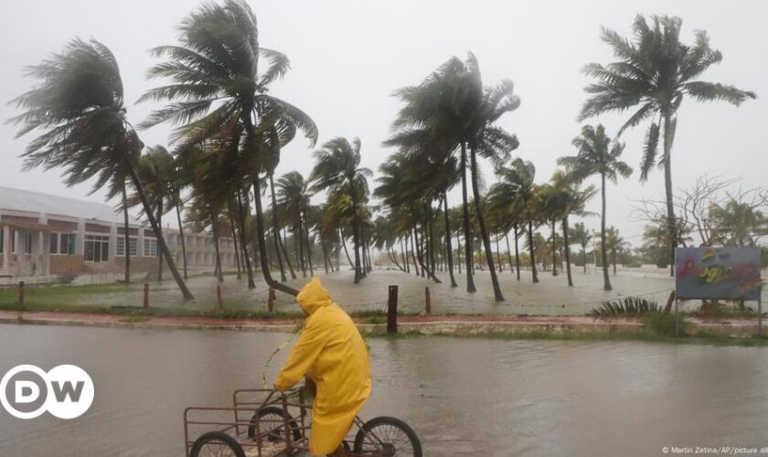 Hurricane Milton threatens to wreak havoc in Florida