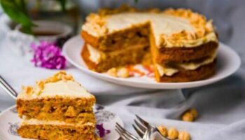 Jamie Oliver's 'best' coffee cake recipe takes just 10 minutes to prepare